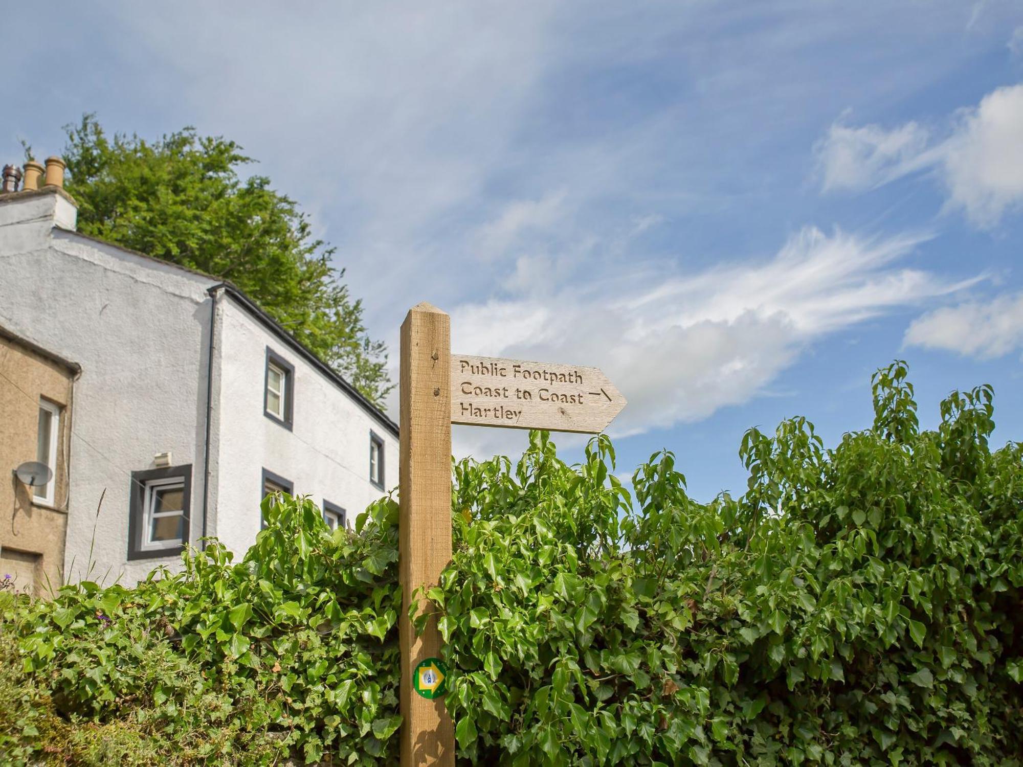 Riverbank Cottage Kirkby Stephen Exterior photo